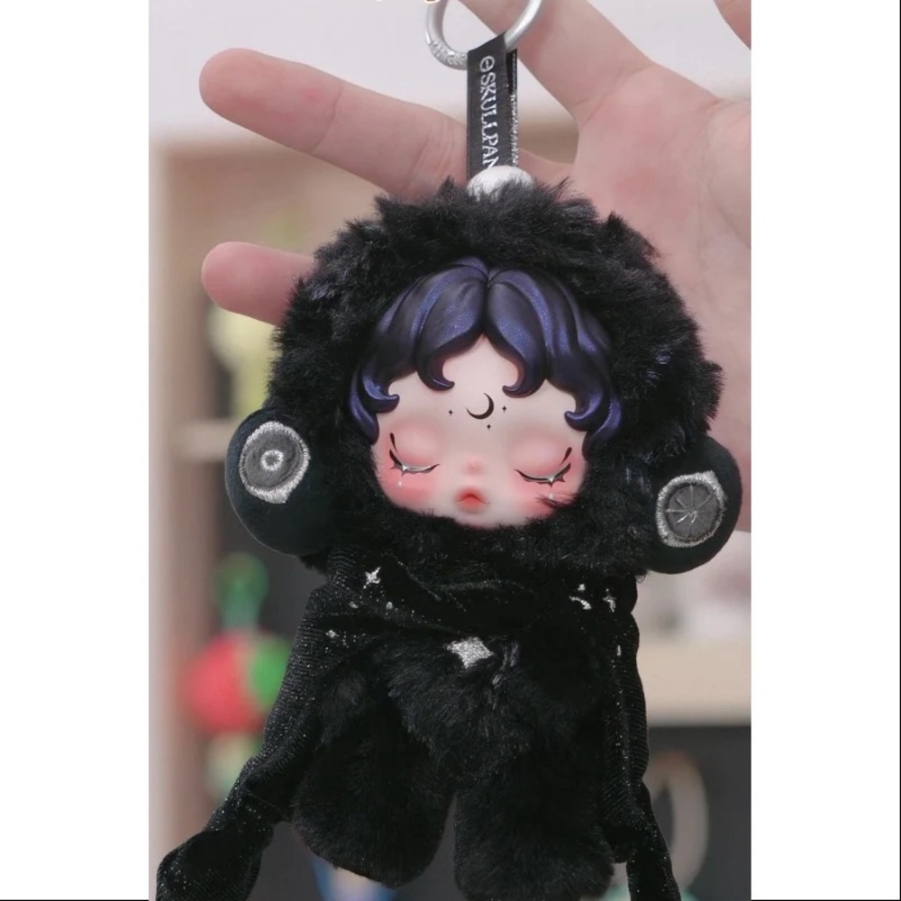 Authentic SKULLPANDA You Found Me! Doll Pendant - UNOPENED CONFIRMED - DARKNESS
